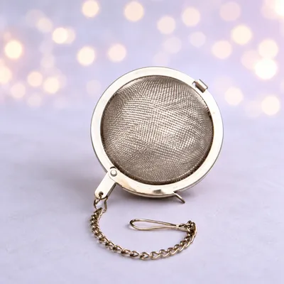 Metalen theefilter / thee-eibol 5 cm